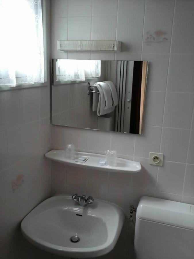 Hotel Calvaire Lourdes Exterior foto